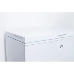 Морозильна скриня Beko CF200W, прим'ятий кут бічної сторони знизу